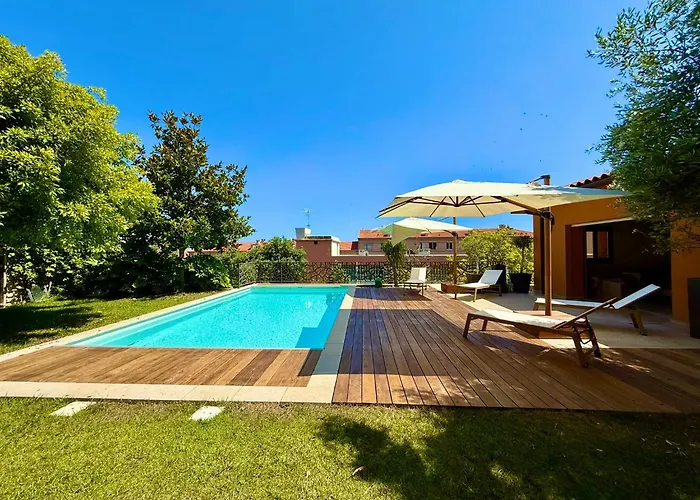 Unique Villa, Pool, Nature&monaco On Foot Villa *